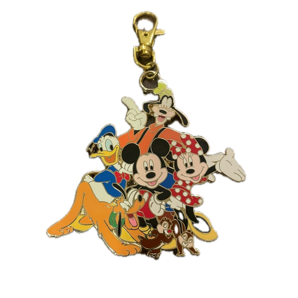 Disney Official Pin Trading 2008 keychain/ lanyard medal